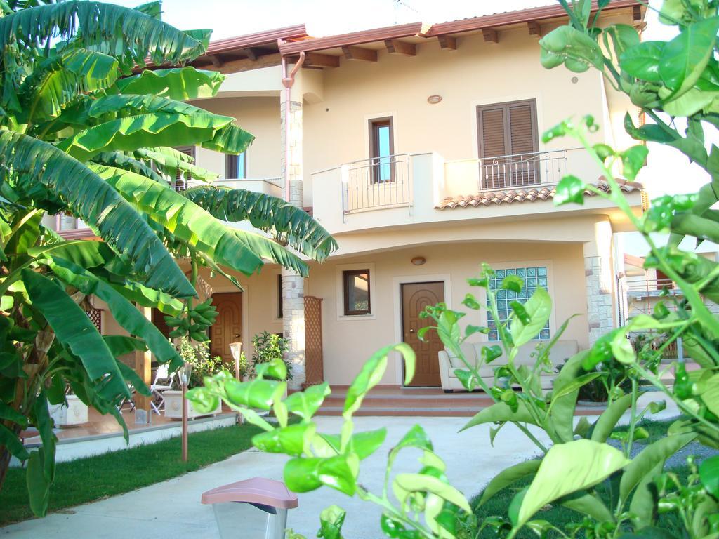 Guest House Mare E Luna Фьюмефреддо-Бруцио Экстерьер фото